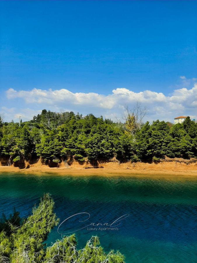 Canal Luxury Apartments Nea Poteidaia Dış mekan fotoğraf