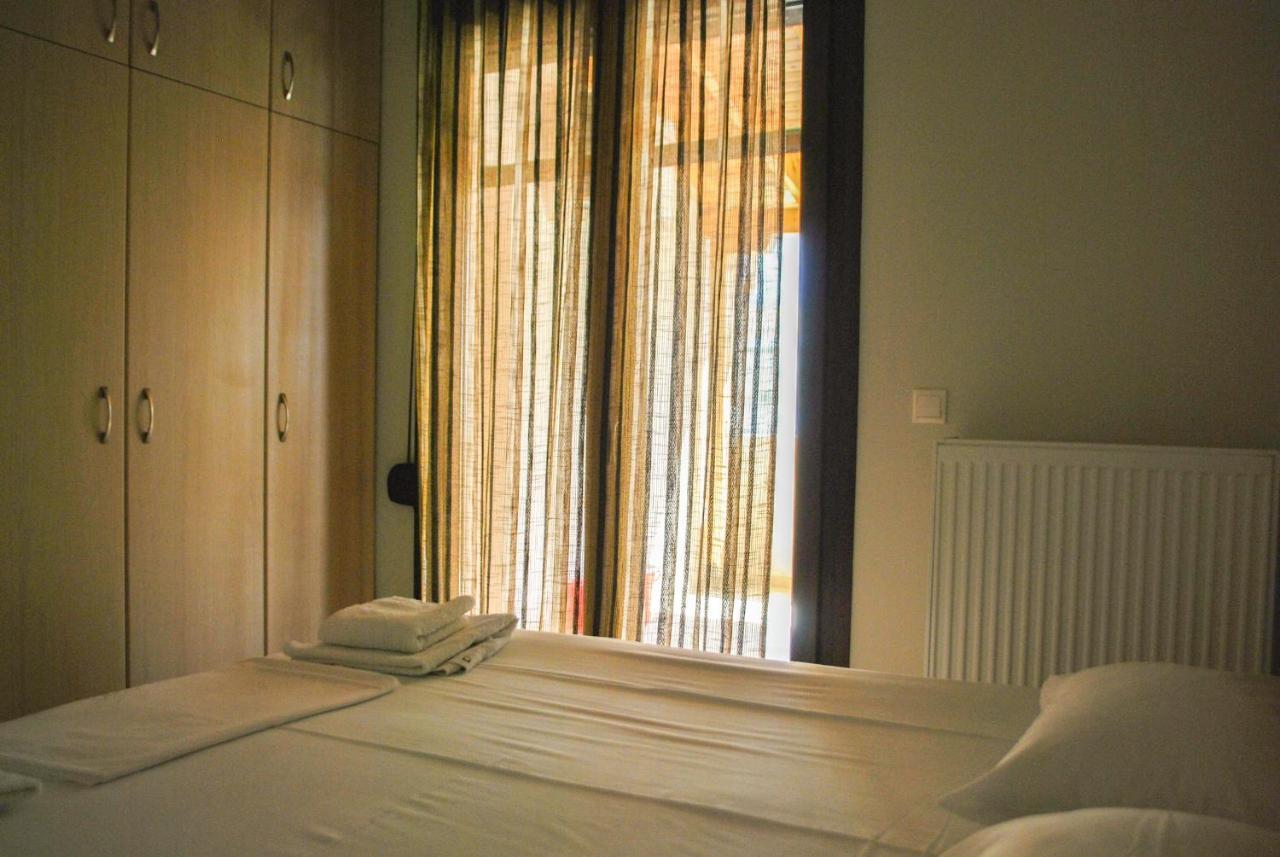Canal Luxury Apartments Nea Poteidaia Dış mekan fotoğraf