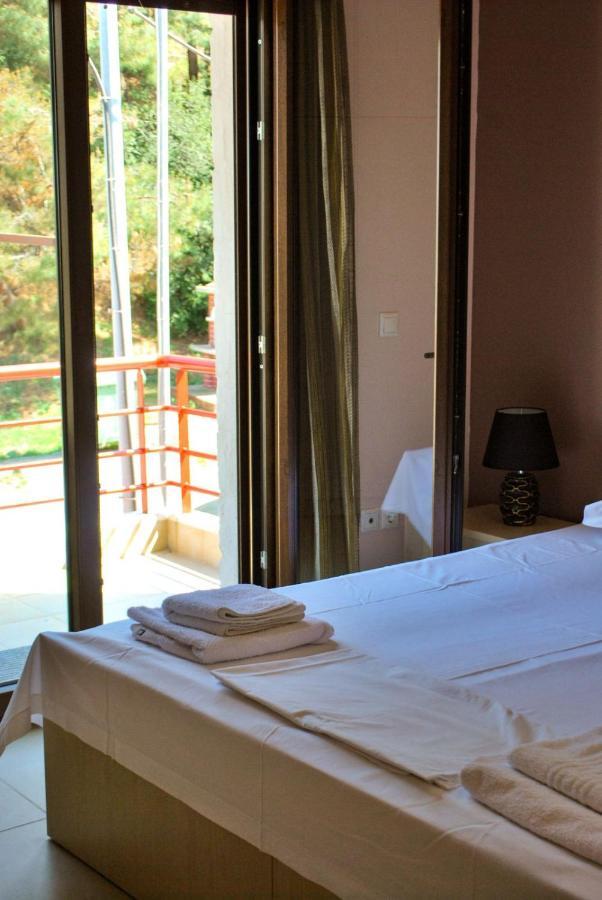 Canal Luxury Apartments Nea Poteidaia Dış mekan fotoğraf