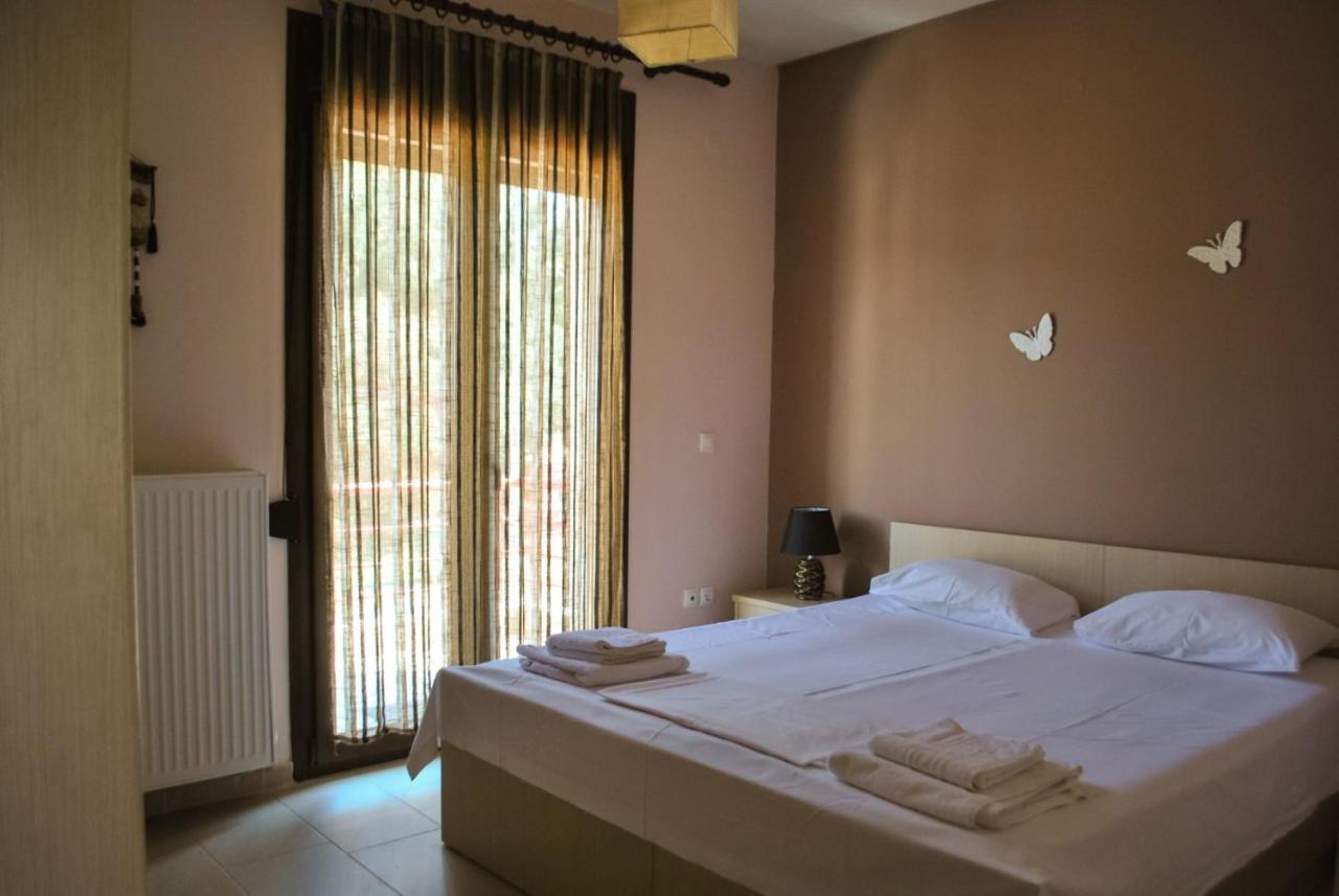 Canal Luxury Apartments Nea Poteidaia Dış mekan fotoğraf