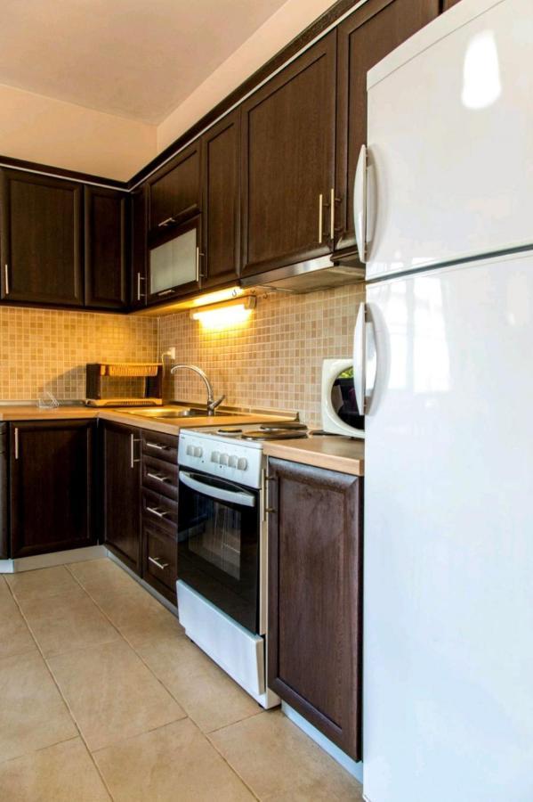 Canal Luxury Apartments Nea Poteidaia Dış mekan fotoğraf