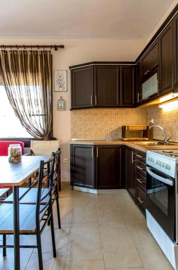 Canal Luxury Apartments Nea Poteidaia Dış mekan fotoğraf