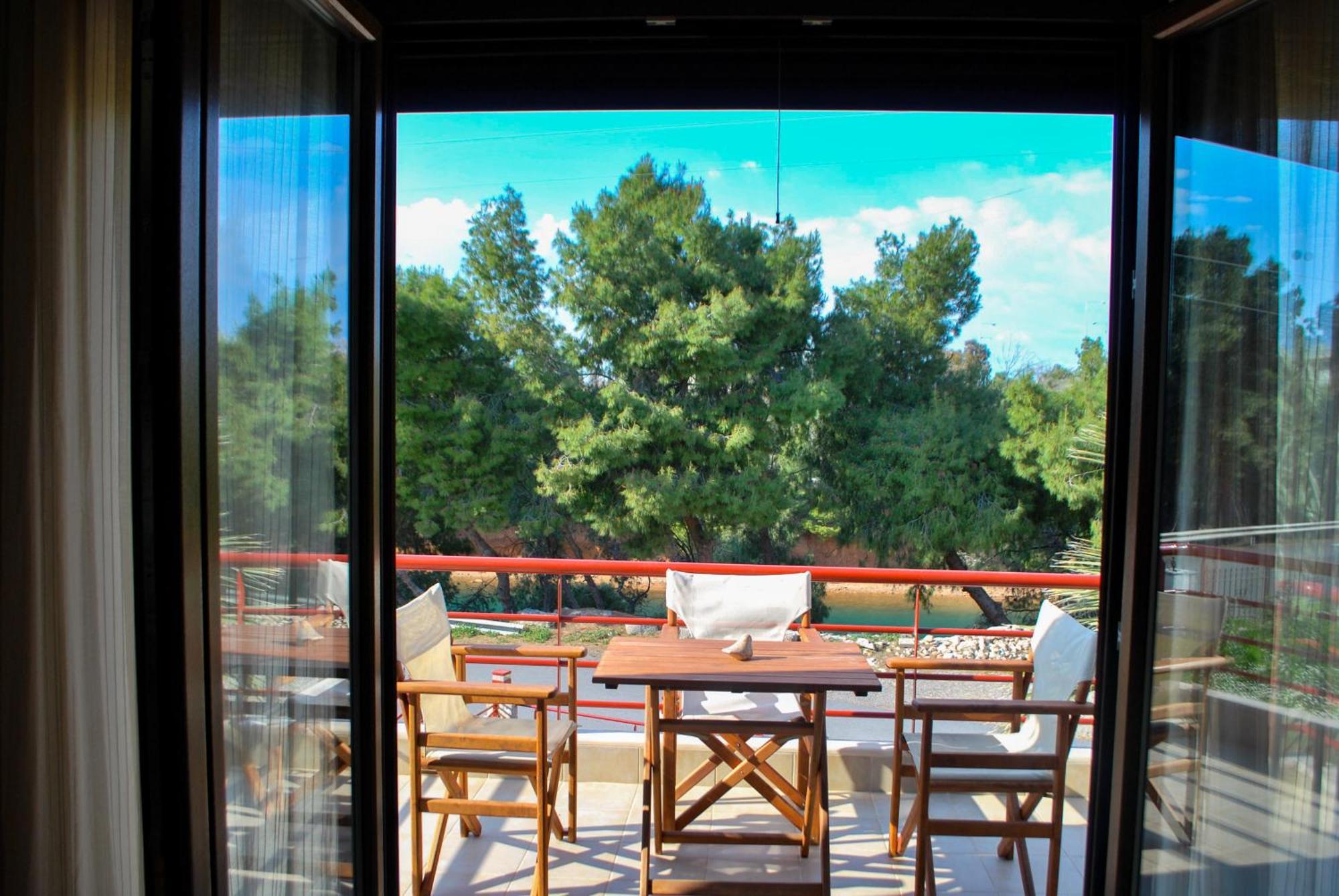 Canal Luxury Apartments Nea Poteidaia Dış mekan fotoğraf